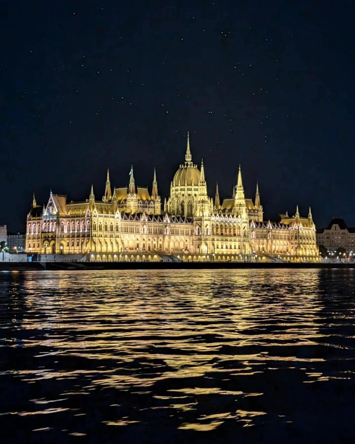 Premium Apartment By The Danube With Ac Budapeste Exterior foto
